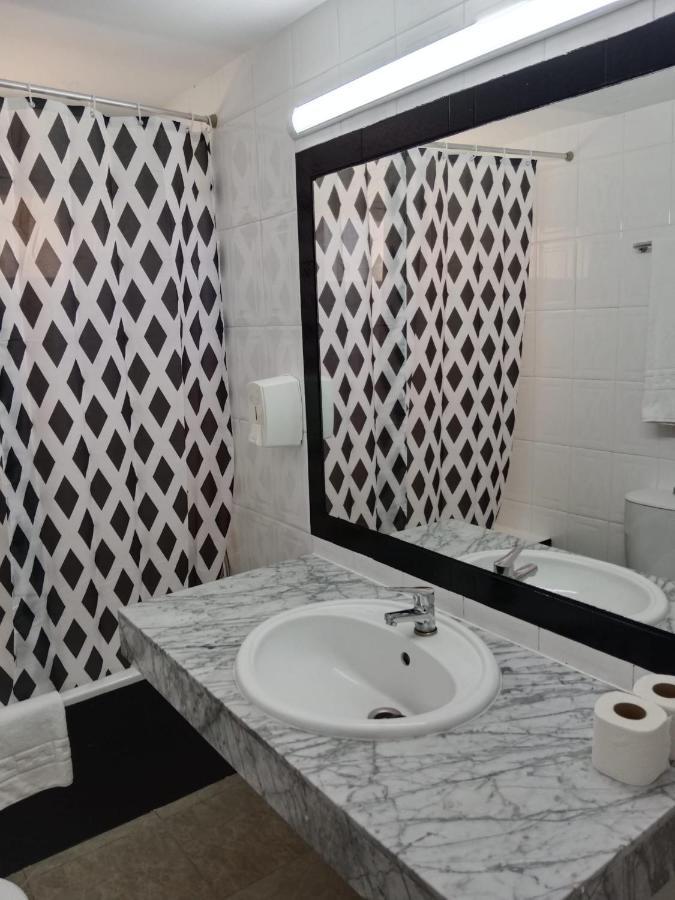 Apartamentos El Velero Torremolinos Luaran gambar