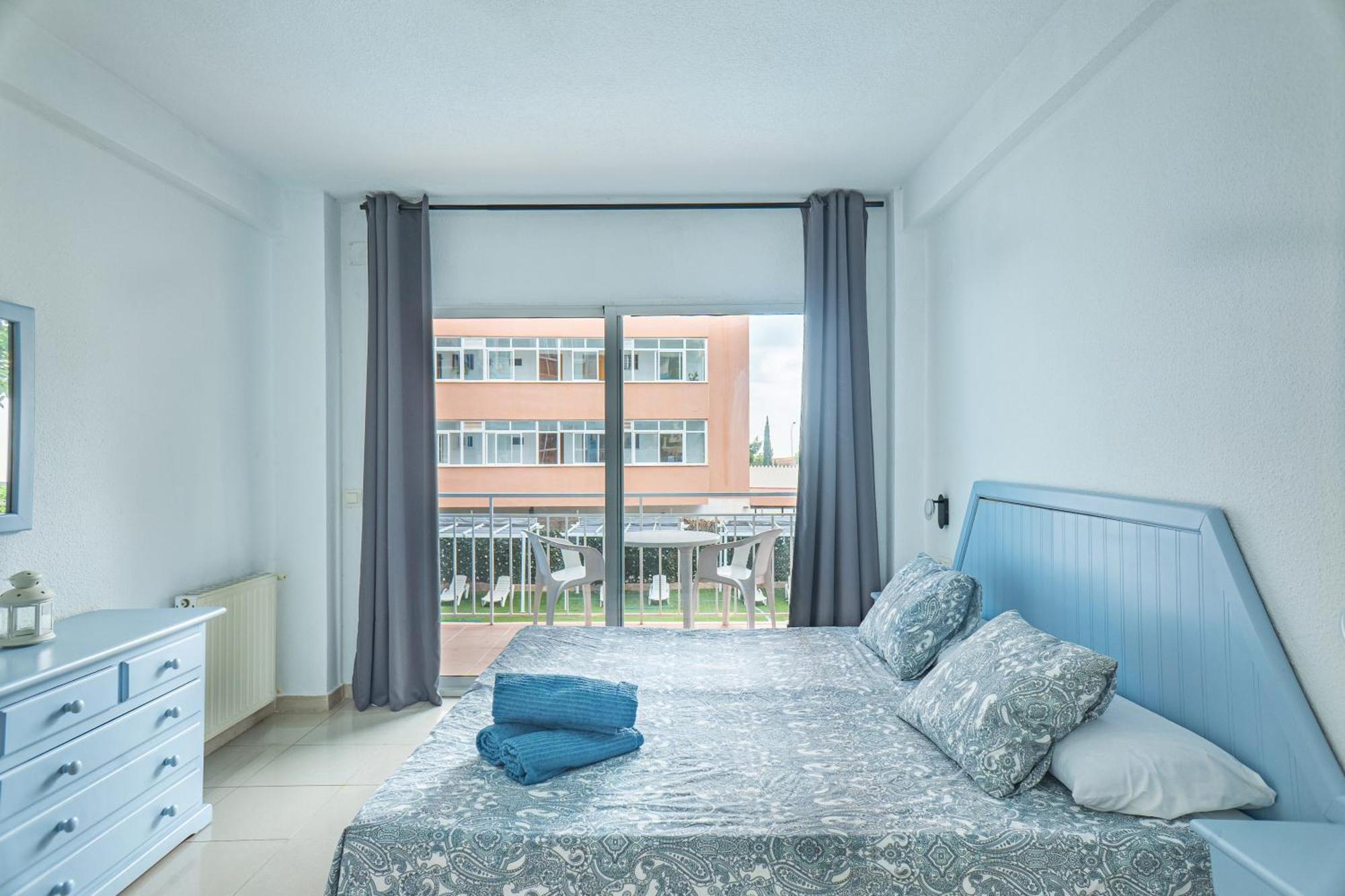 Apartamentos El Velero Torremolinos Luaran gambar