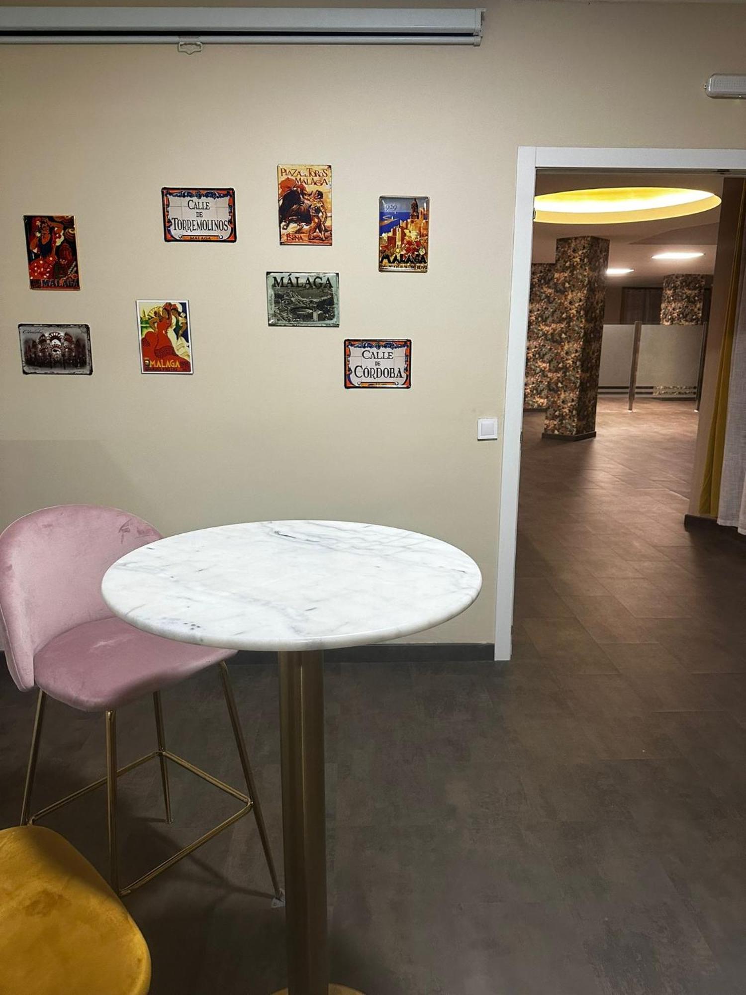 Apartamentos El Velero Torremolinos Luaran gambar