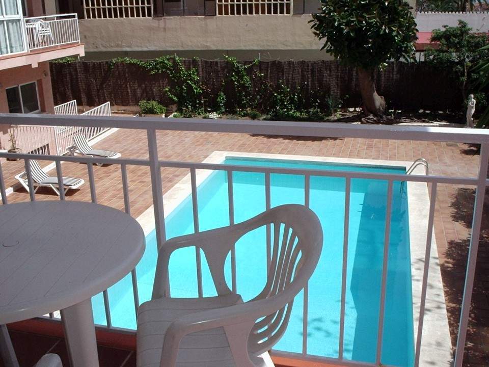 Apartamentos El Velero Torremolinos Luaran gambar